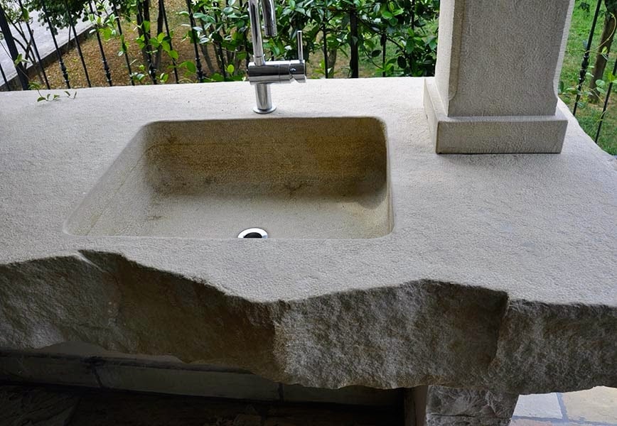 Top esterno con lavello scavato