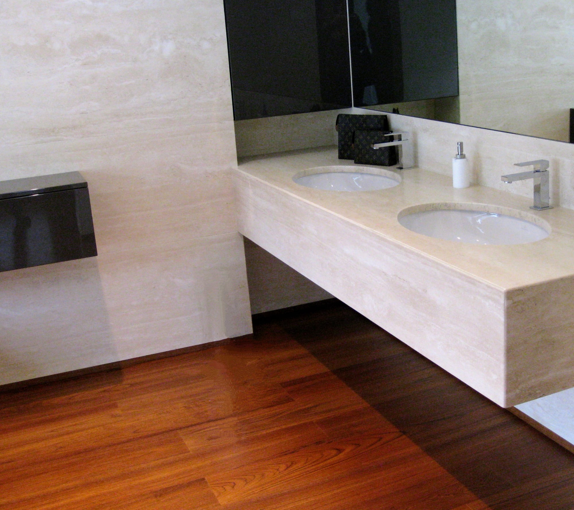 Piana bagno e rivestimento