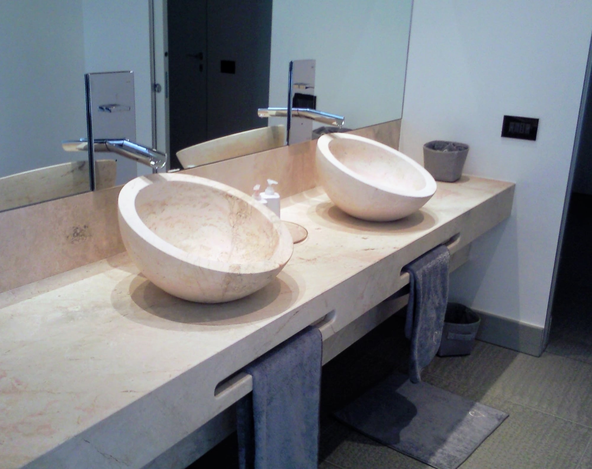 Piana bagno e vasche