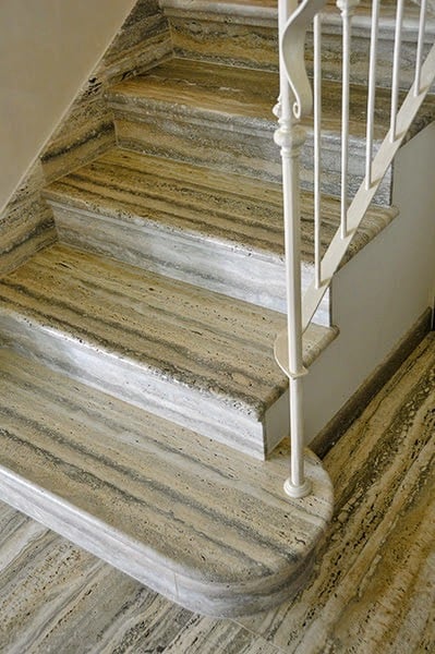 Scala a foro aperto